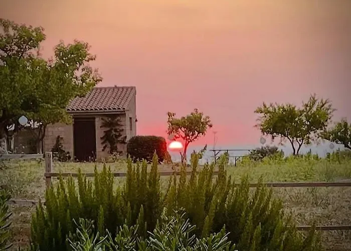 住宿加早餐酒店 Anima Sarda Bed & Wine 特雷斯努拉吉斯